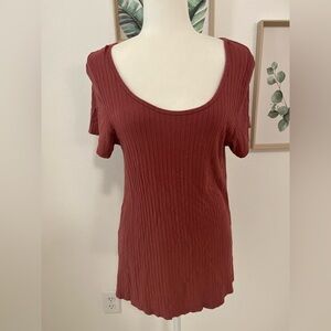LuLaRoe L Solid Clay Red Ribbed Shirt